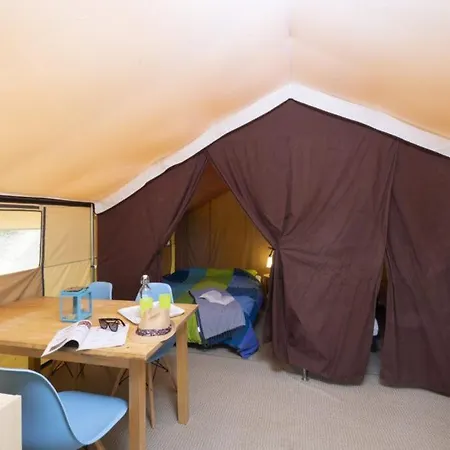 Camping Ushuaia Villages Au Bois Joli Andryes Exterior foto