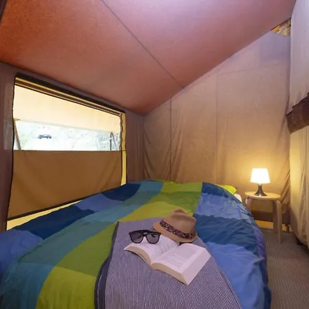 Camping Ushuaia Villages Au Bois Joli Andryes Exterior foto